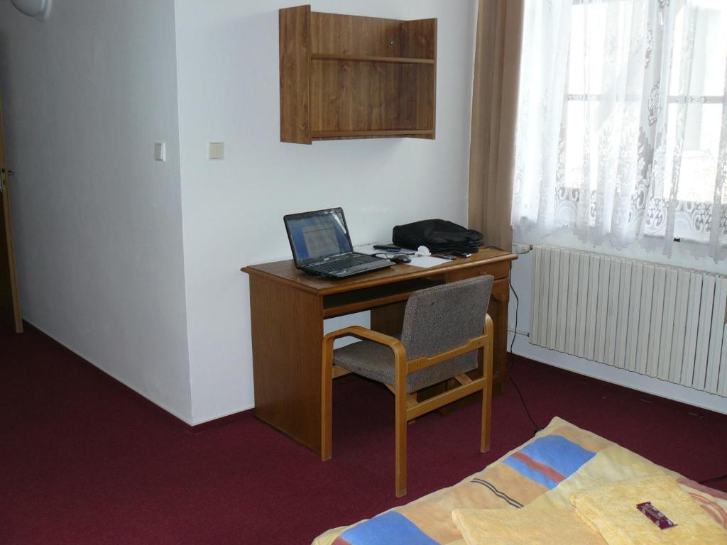 Koleje Zamecek Hotell Lednice Rom bilde
